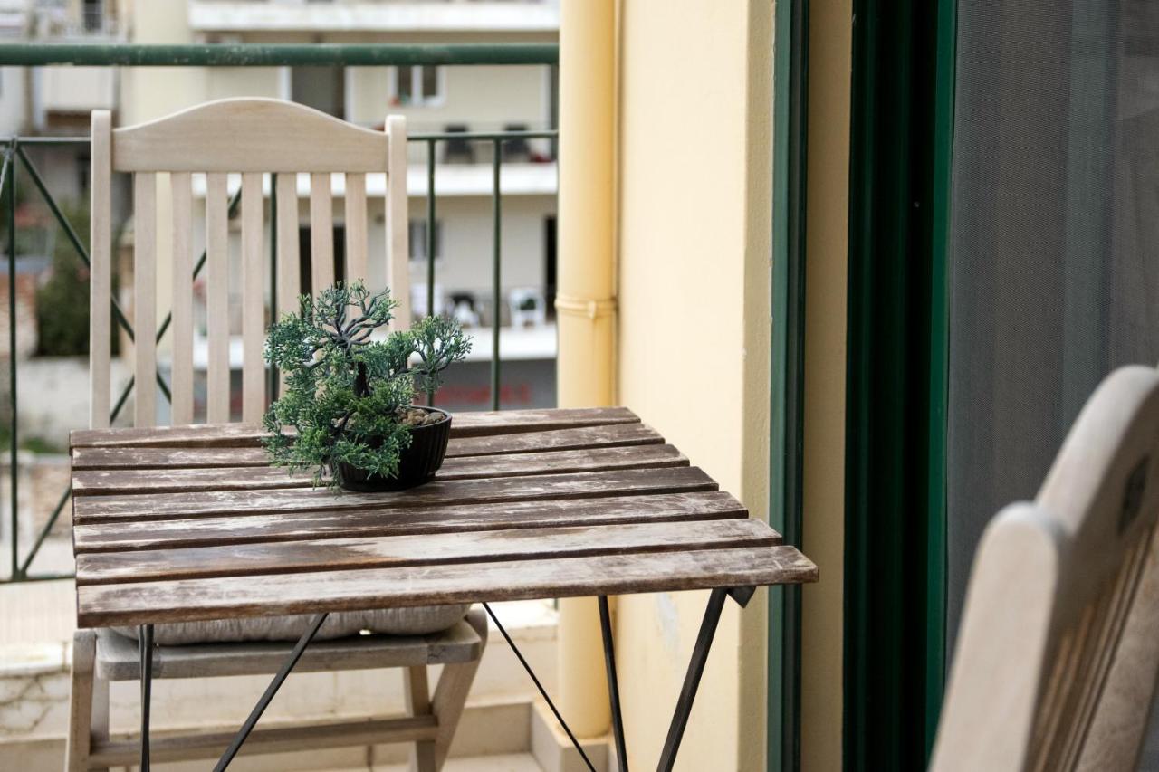 Sunny City Studio Apartment Kalamata Exterior photo